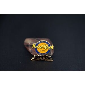 Hard Rock Cafe Cleveland 1998 Halloween Logo Hanging Bat Pin